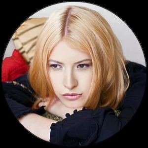 Photo of Kim Lamb