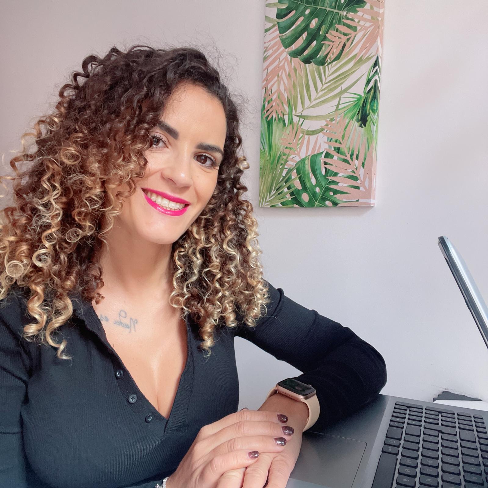 Photo of LORENA ARAGÓN CARVAJAL
