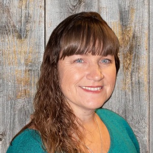 Photo of Angie Miller